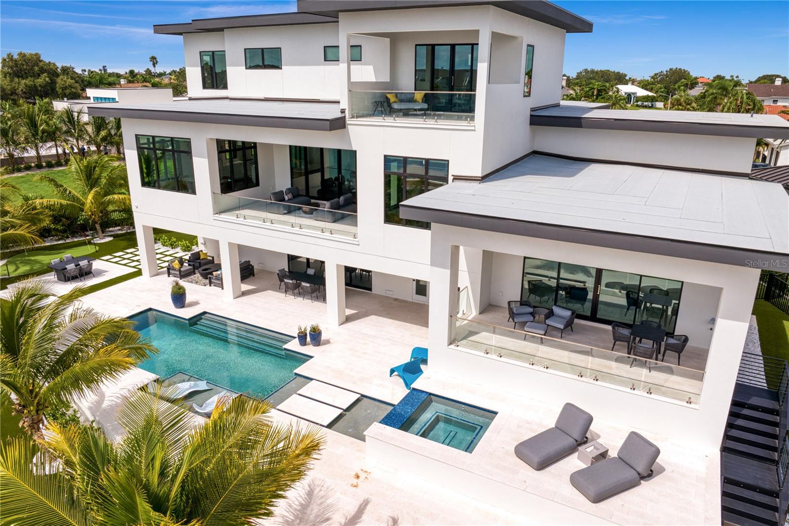 TIERRA VERDE UNIT 1 4TH REP - Residential