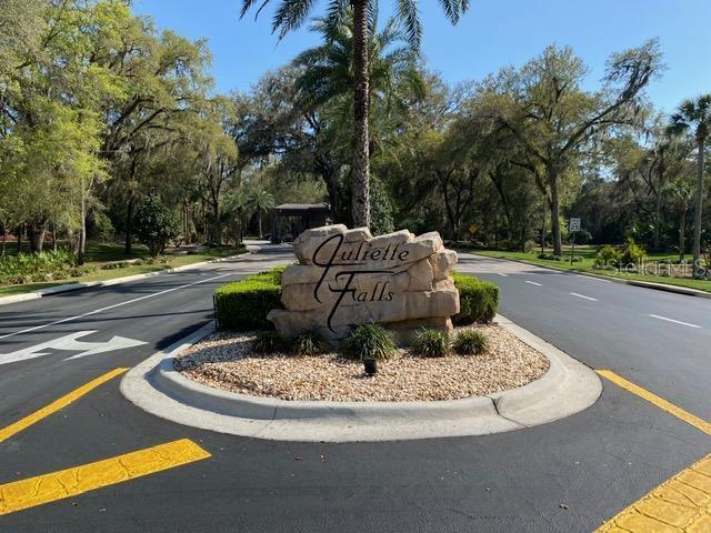 JULIETTE FALLS - Residential