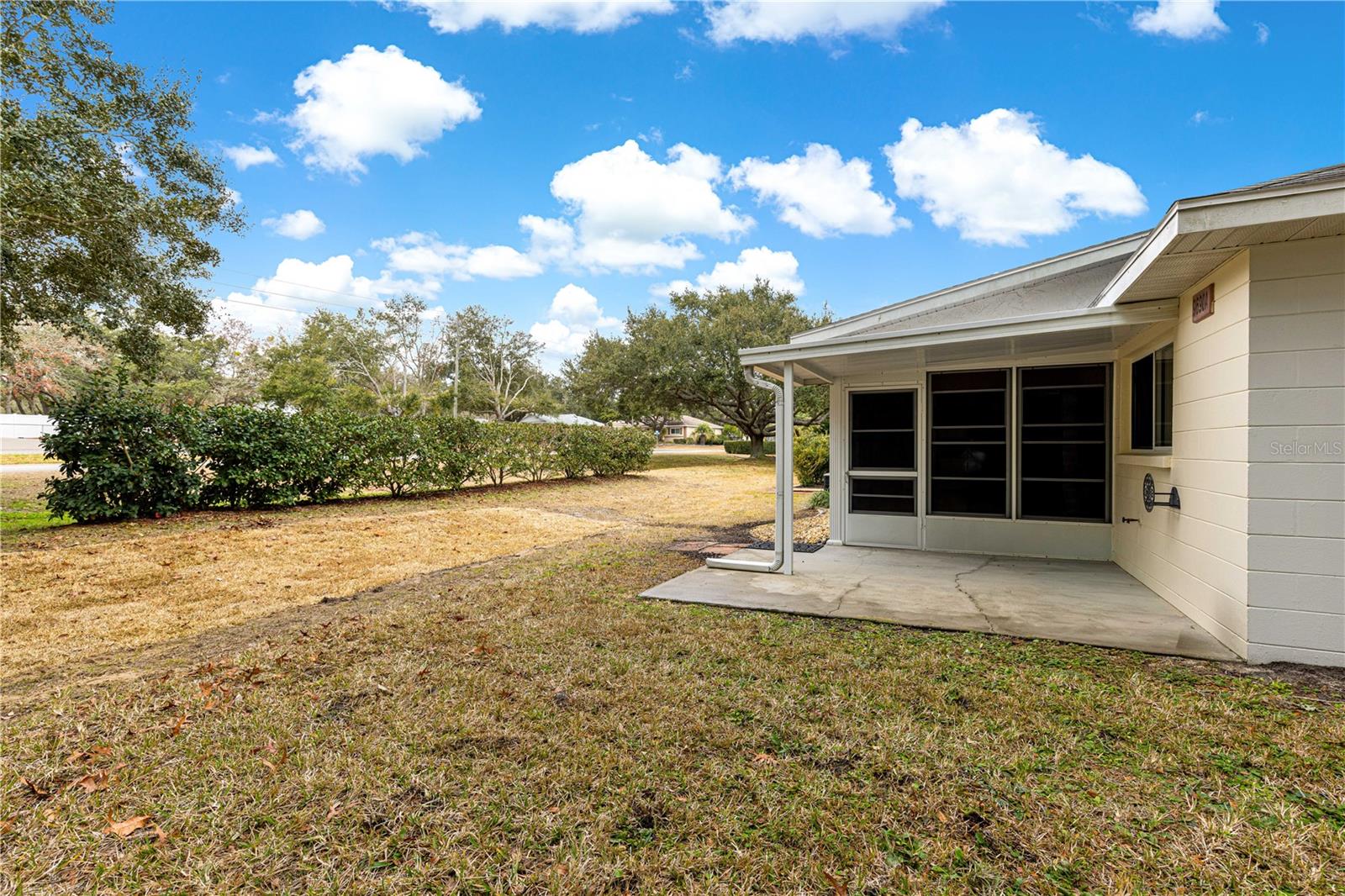 ON TOP OF THE WORLD - Residential