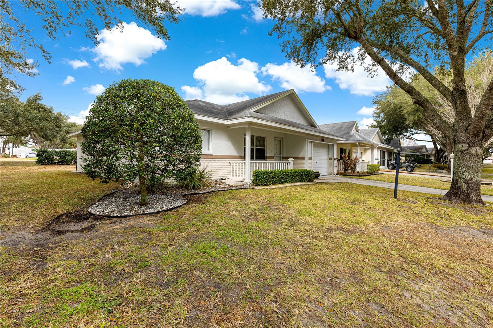 ON TOP OF THE WORLD - Residential