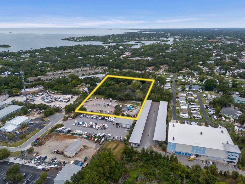 Photo of 109 Old Oak Lane, Palm Harbor, FL 34683 (MLS # TB8560224)