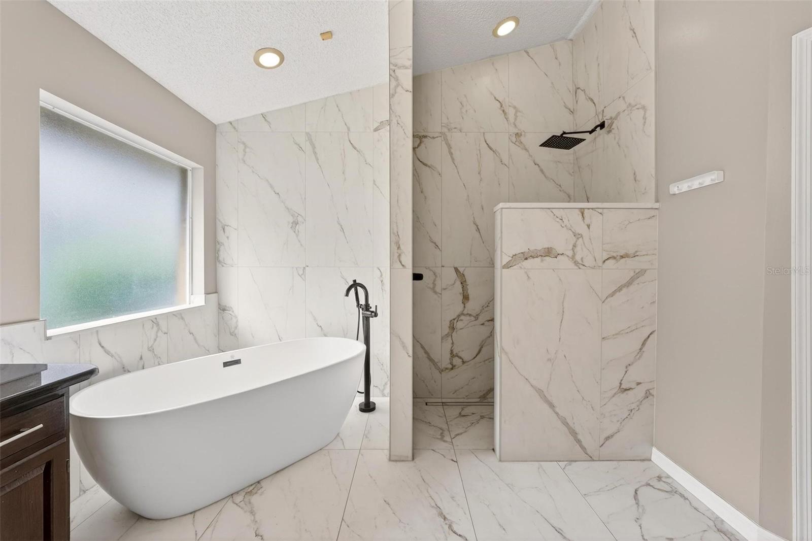 WINDERWOOD - Residential