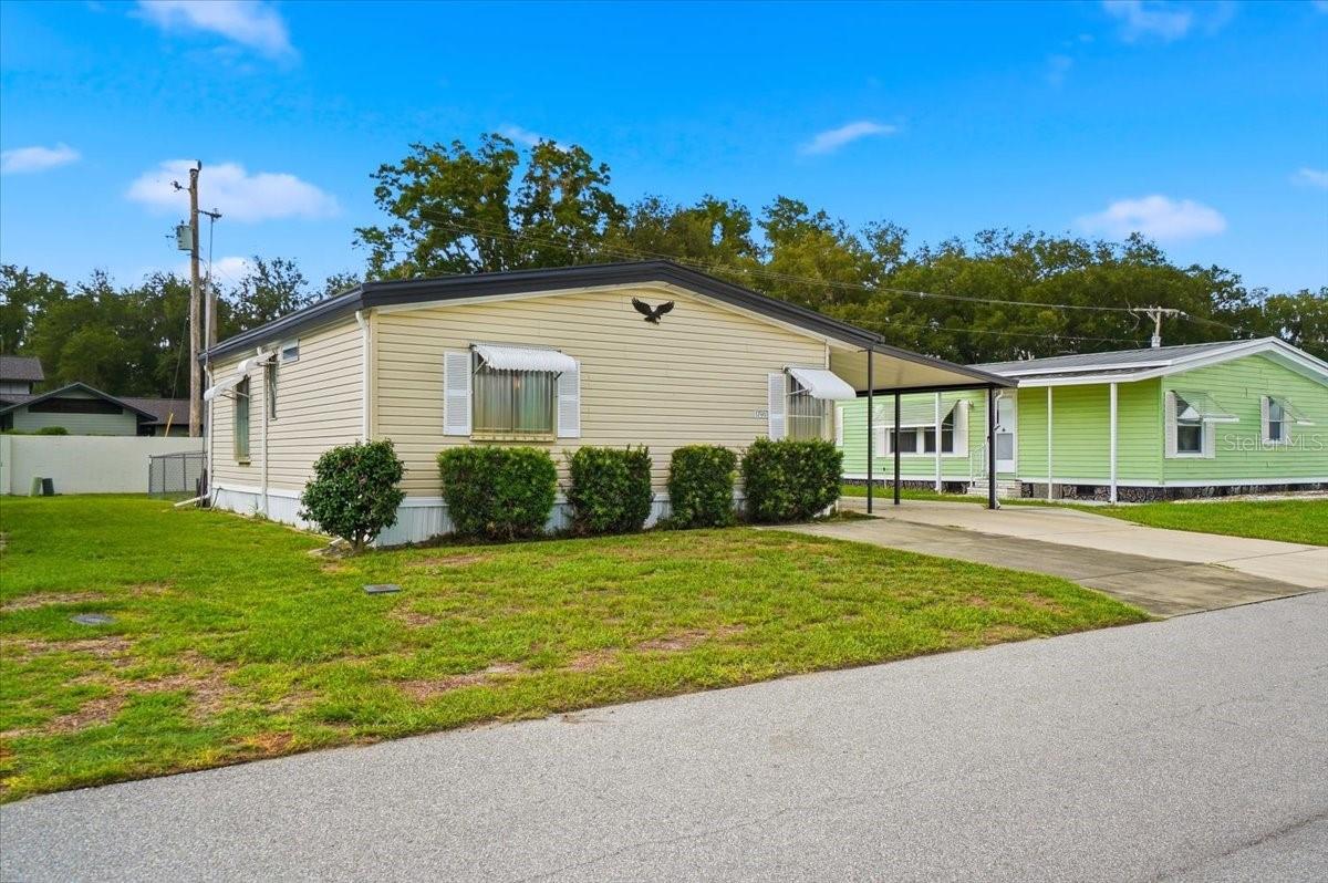 1794 FOX HILL DRIVE