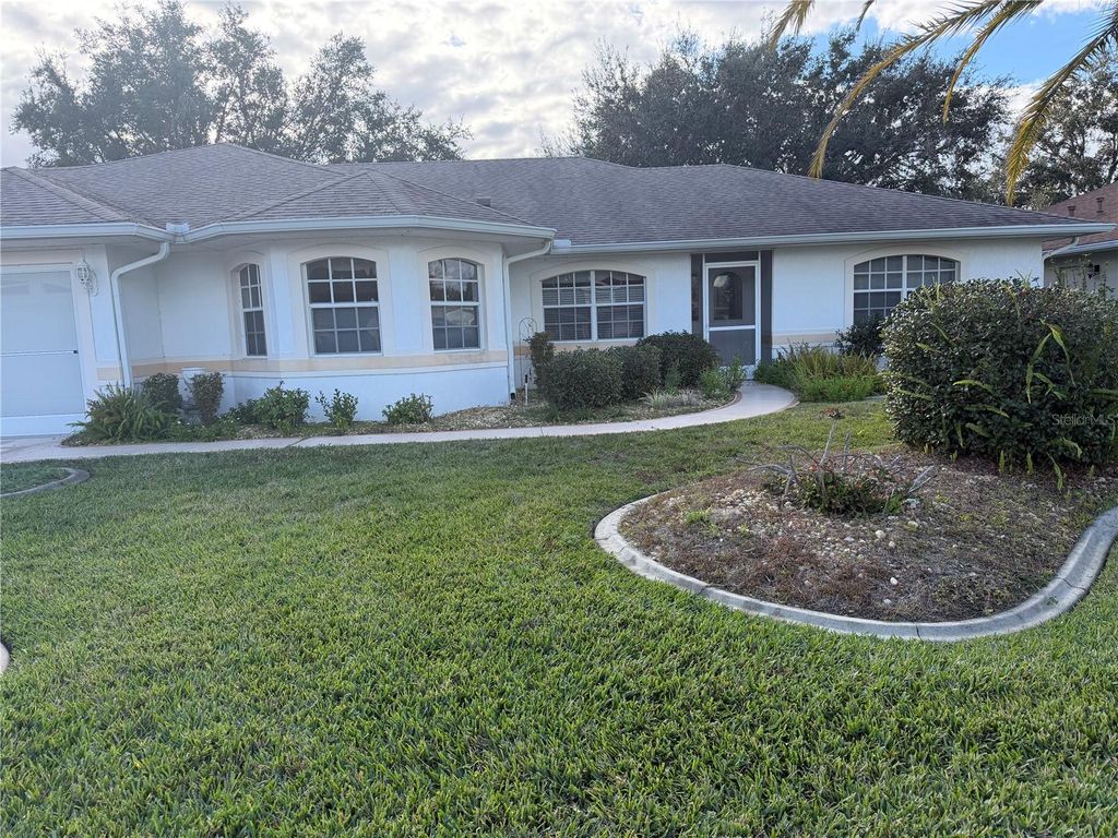 Photo of 21623 Regency Park Lane, Leesburg, FL 34748 (MLS # O6372801)