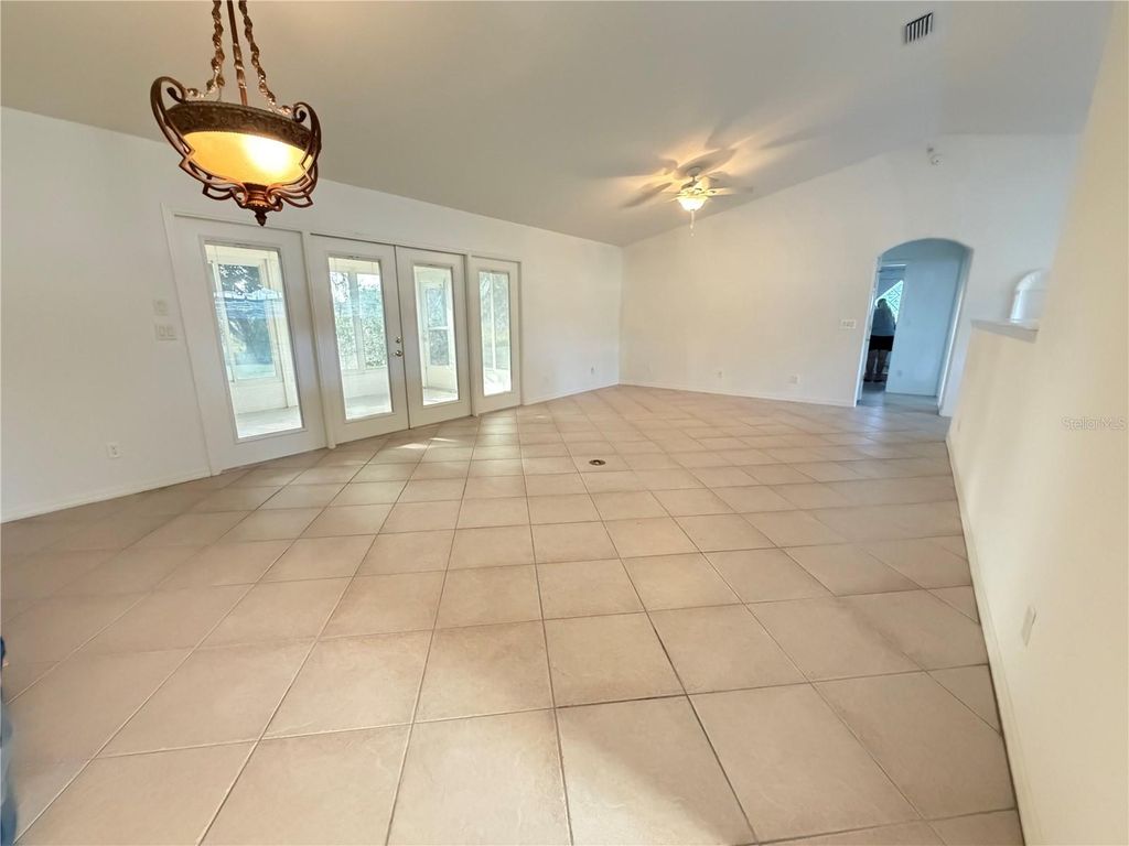 Photo of 21623 Regency Park Lane, Leesburg, FL 34748 (MLS # O6372801)