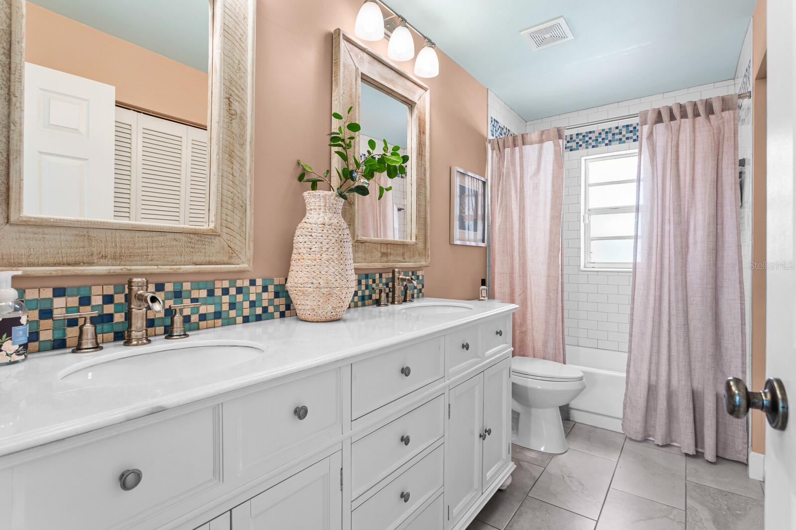 SHAGOS BAY - Residential