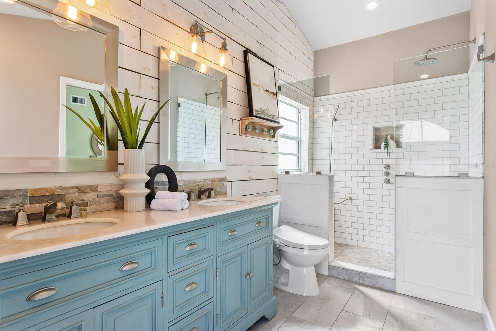 SHAGOS BAY - Residential