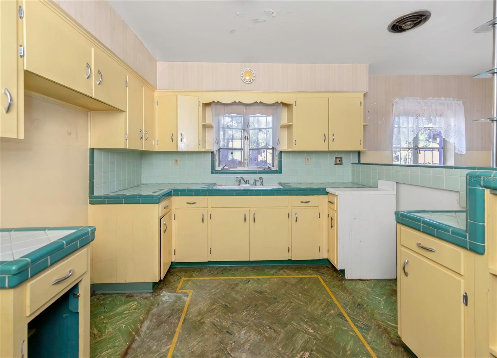 PARK VIEW SUB - Residential