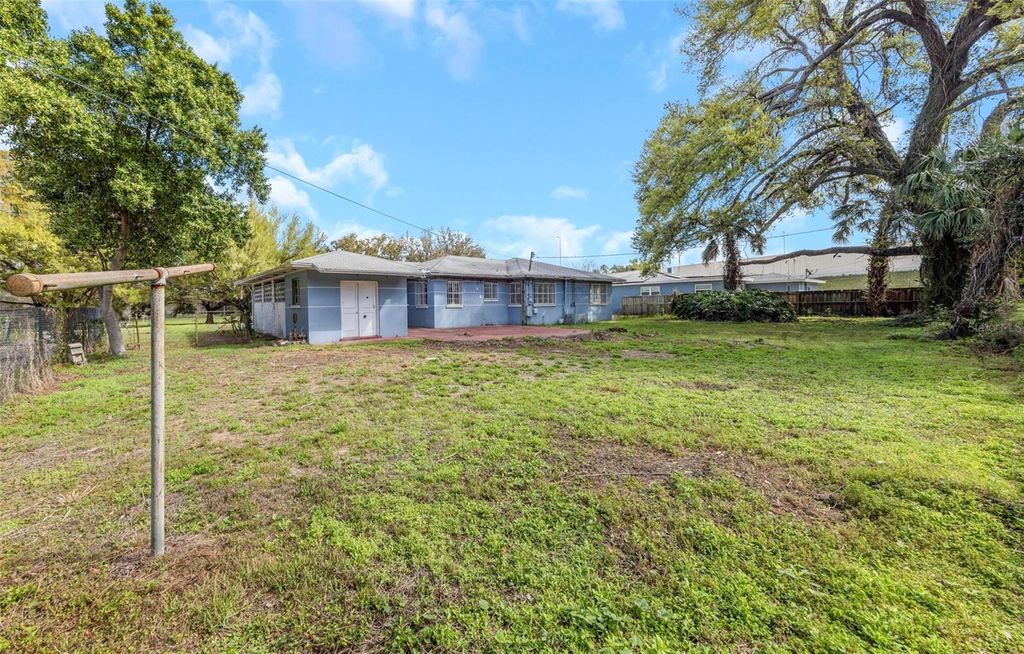 Photo of 511 E Adalee Street, Tampa, FL 33603 (MLS # TB8482326)