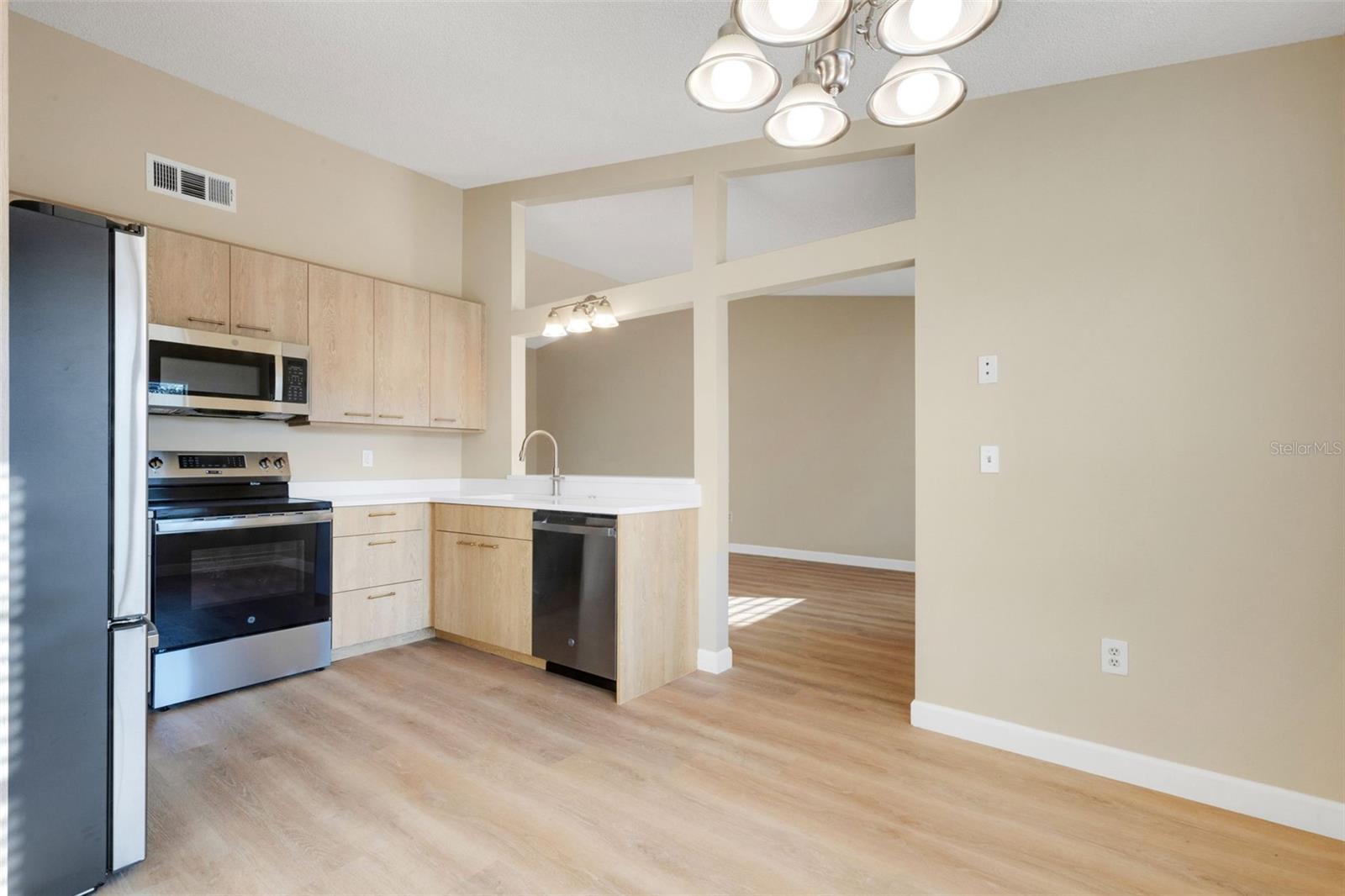 POINSETTIA PARK REV - Residential