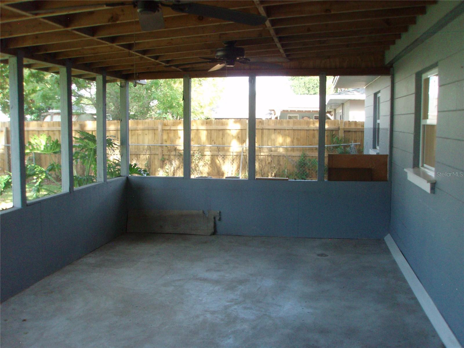 HARSHAW SUB - Residential Lease