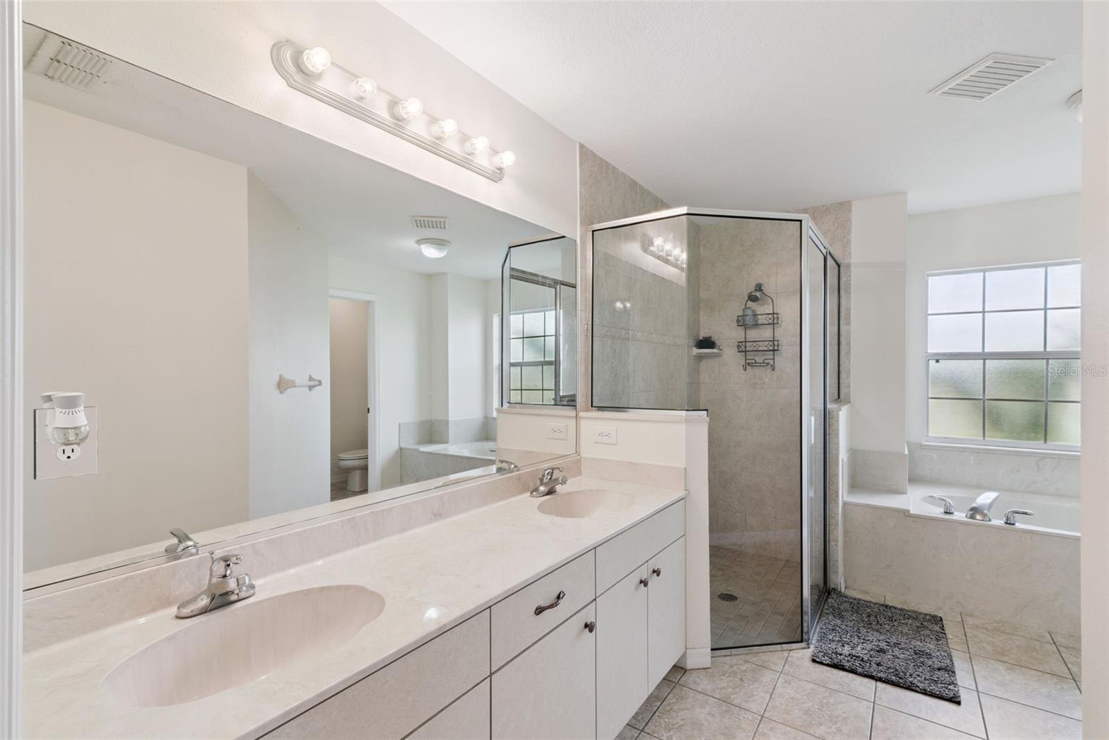 MARION OAKS UN 10 - Residential Lease