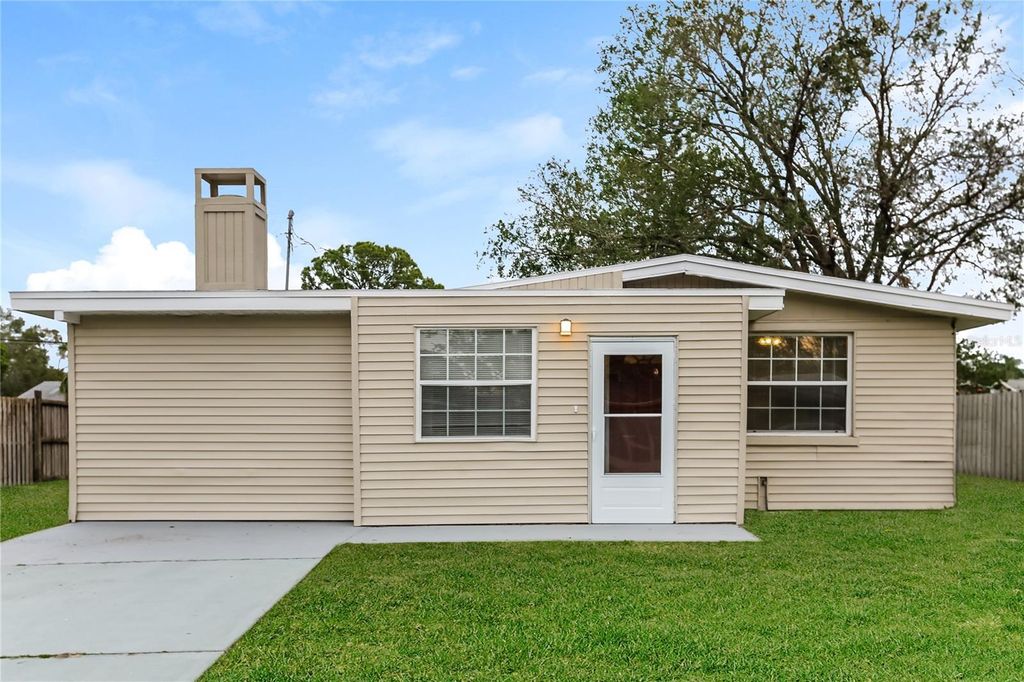 Photo of 3919 Longhorn Drive, Sarasota, FL 34233 (MLS # O6356005)