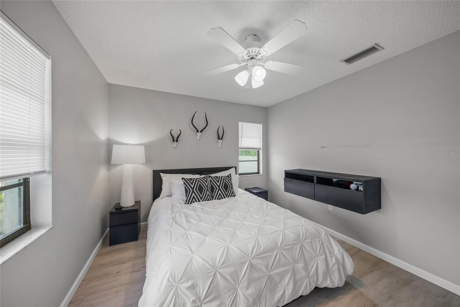 SARASOTA VENICE CO 09 37 18 - Residential
