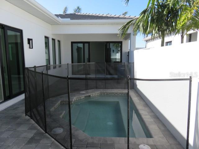 AQUA LAGOON - Residential Lease