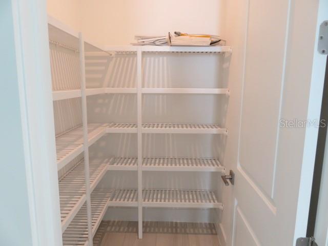 AQUA LAGOON - Residential Lease