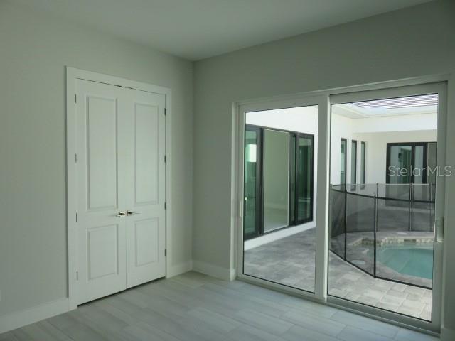 AQUA LAGOON - Residential Lease