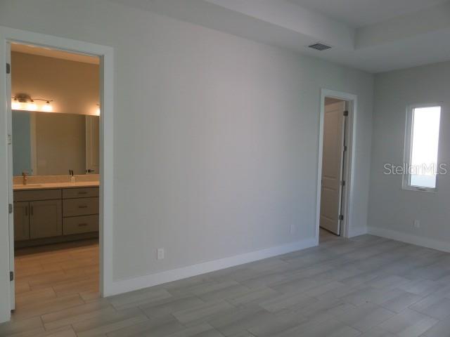 AQUA LAGOON - Residential Lease