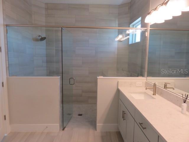 AQUA LAGOON - Residential Lease