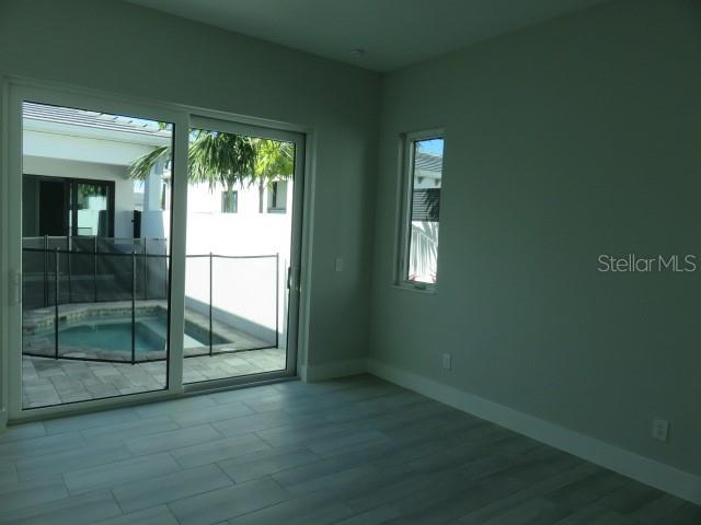 AQUA LAGOON - Residential Lease