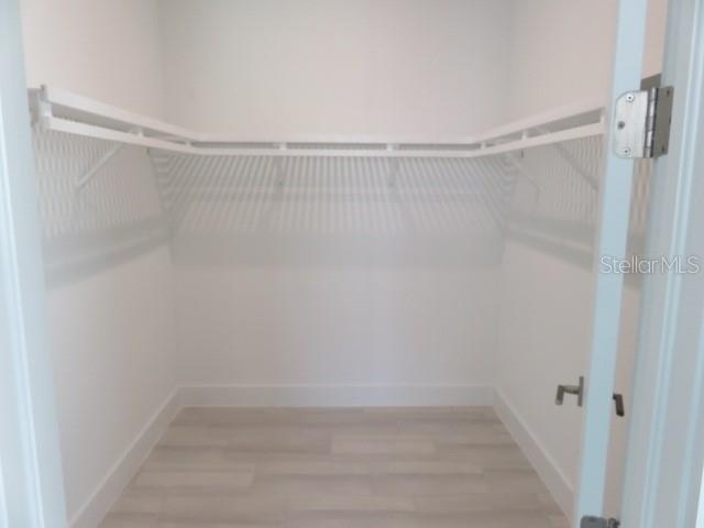 AQUA LAGOON - Residential Lease