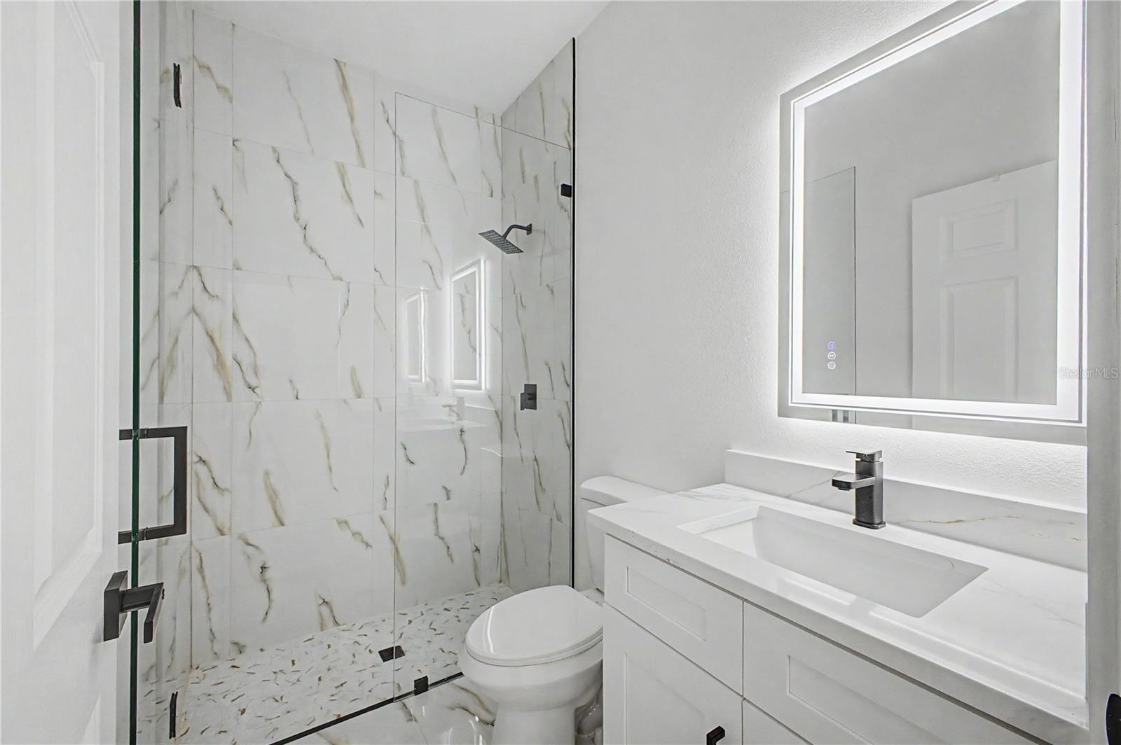 ROYAL HIGHLANDS - Residential