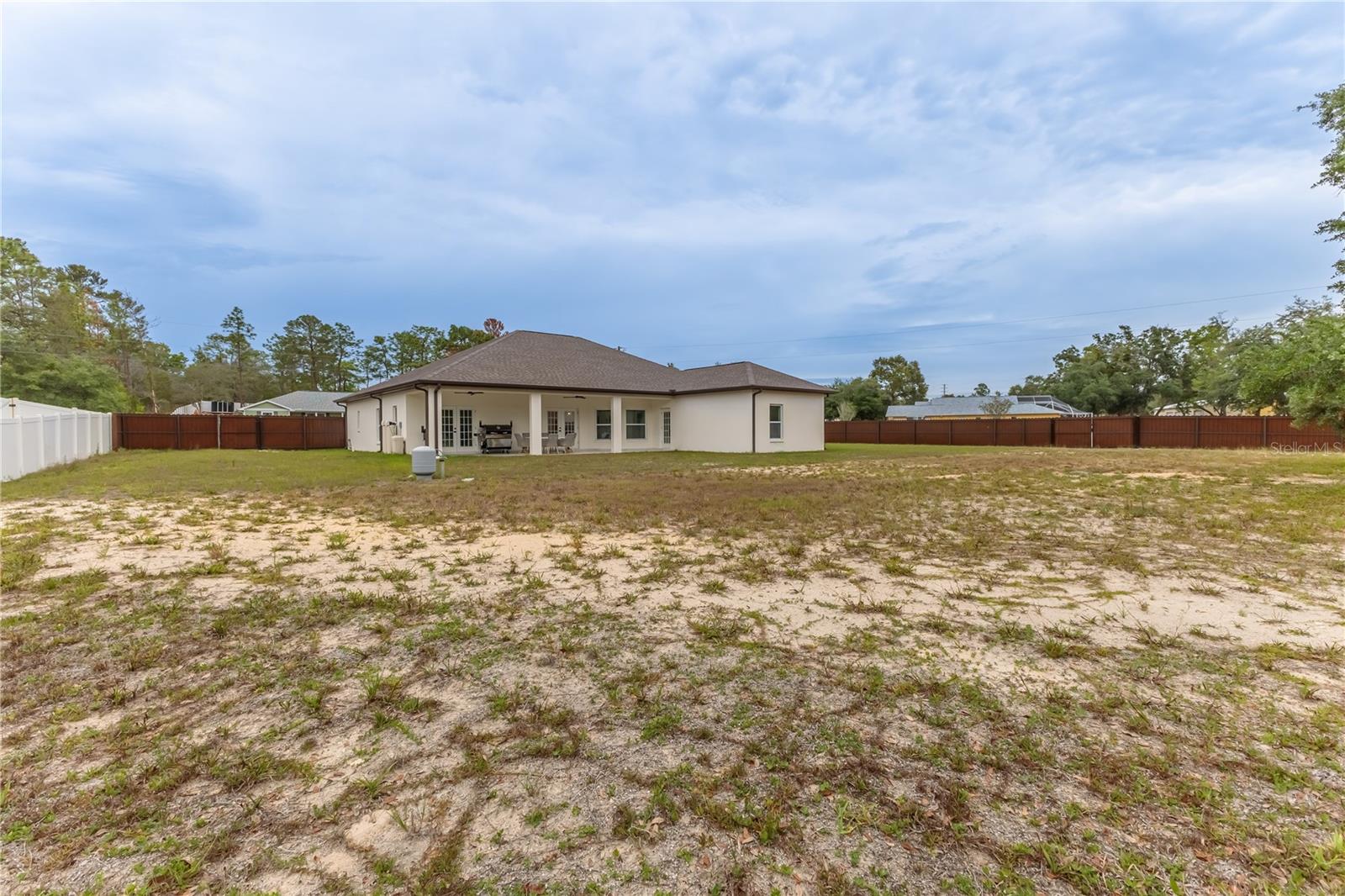 ROYAL HIGHLANDS - Residential