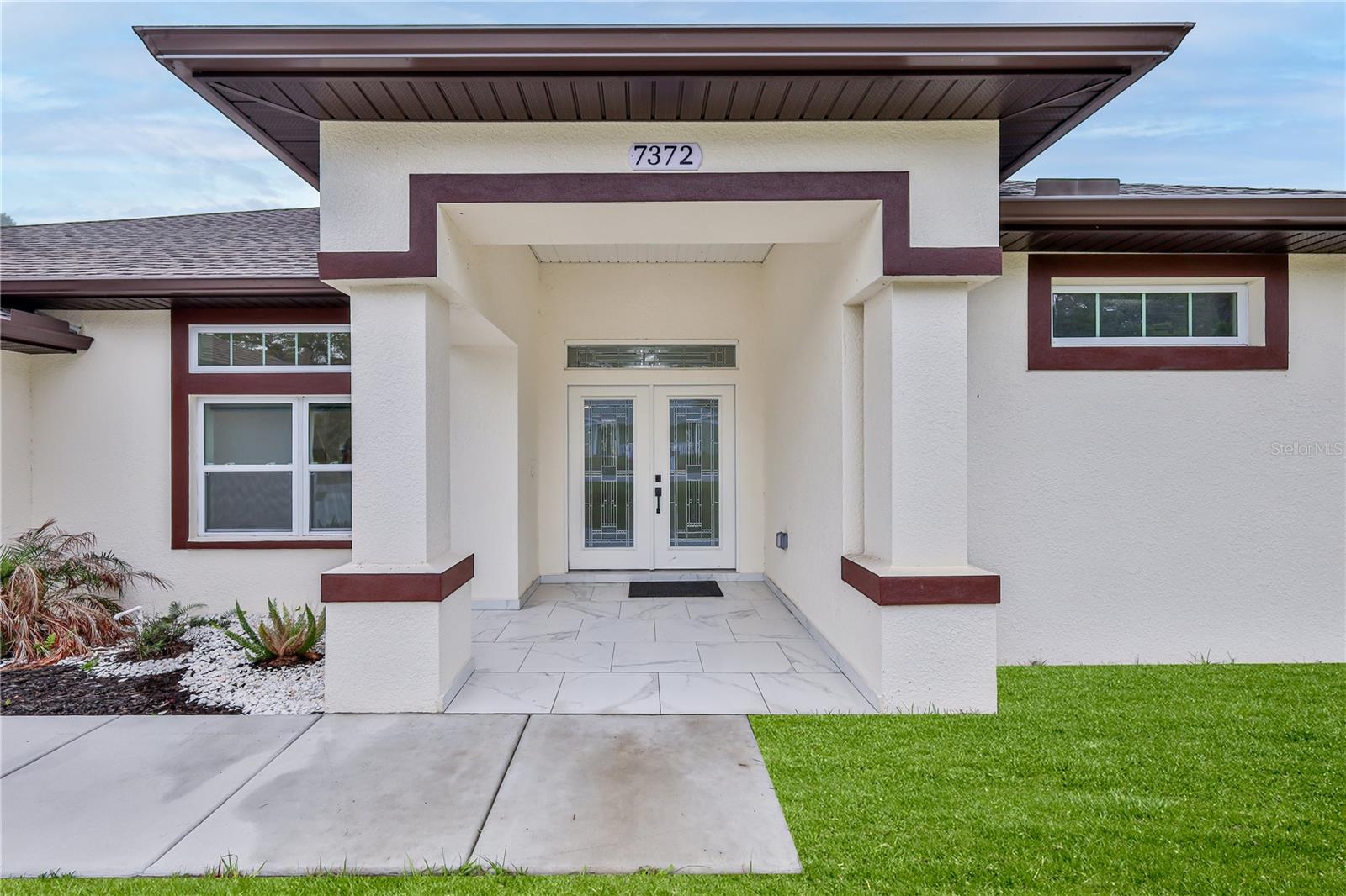 ROYAL HIGHLANDS - Residential