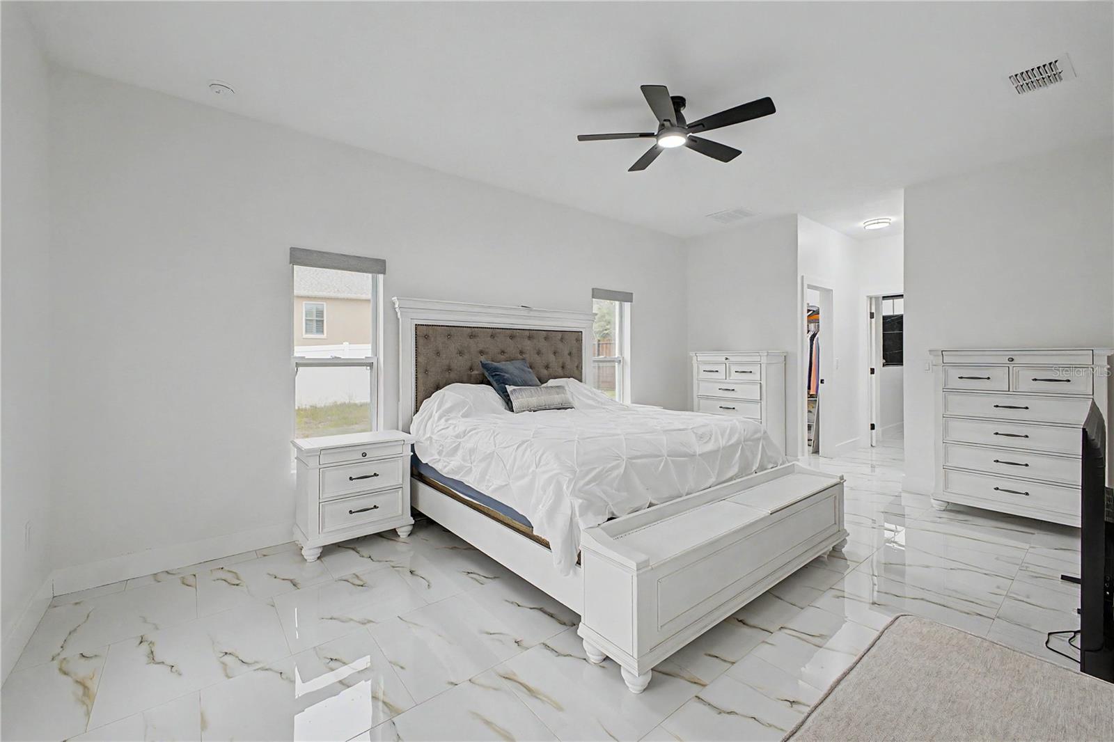 ROYAL HIGHLANDS - Residential