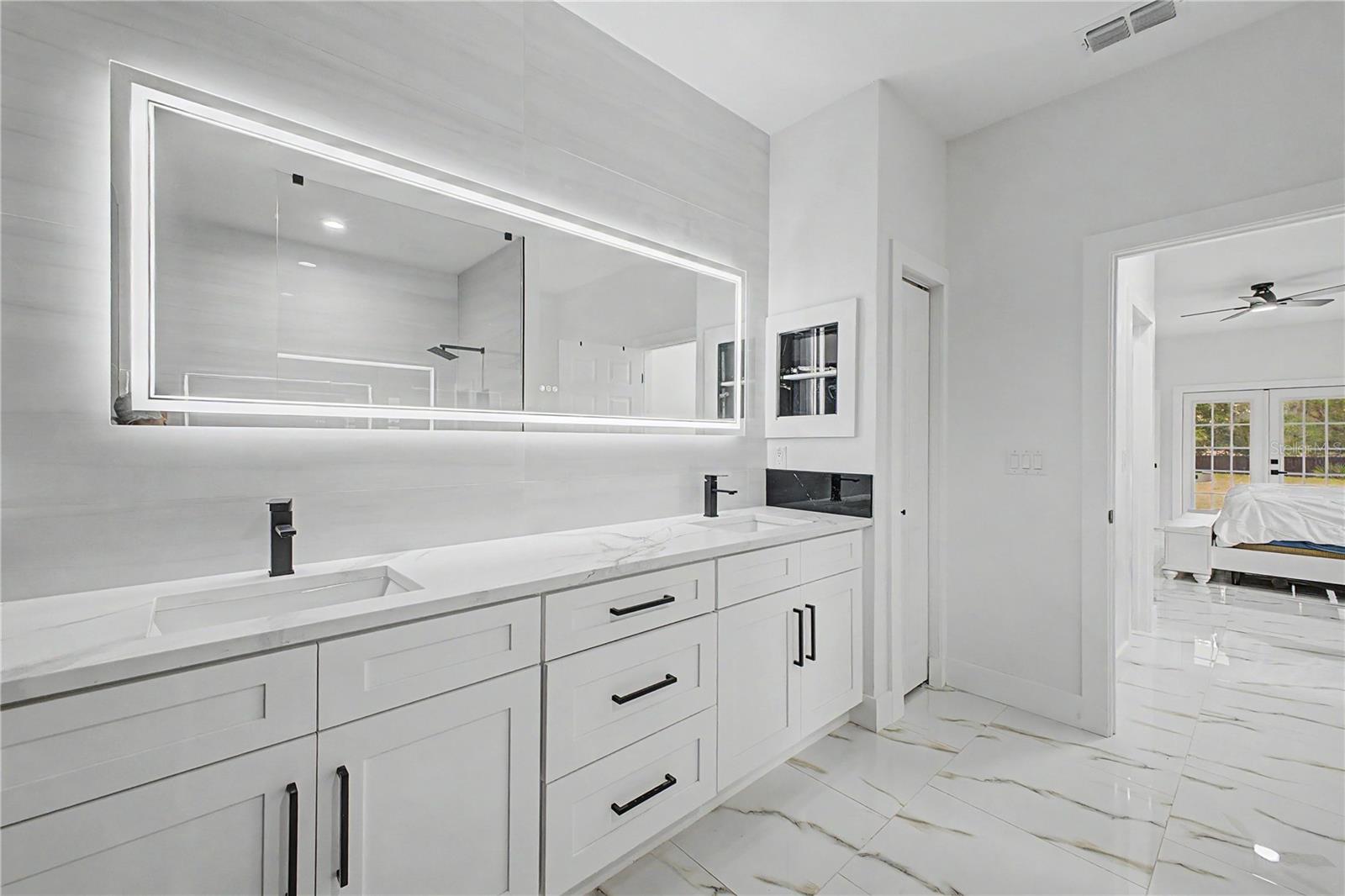ROYAL HIGHLANDS - Residential