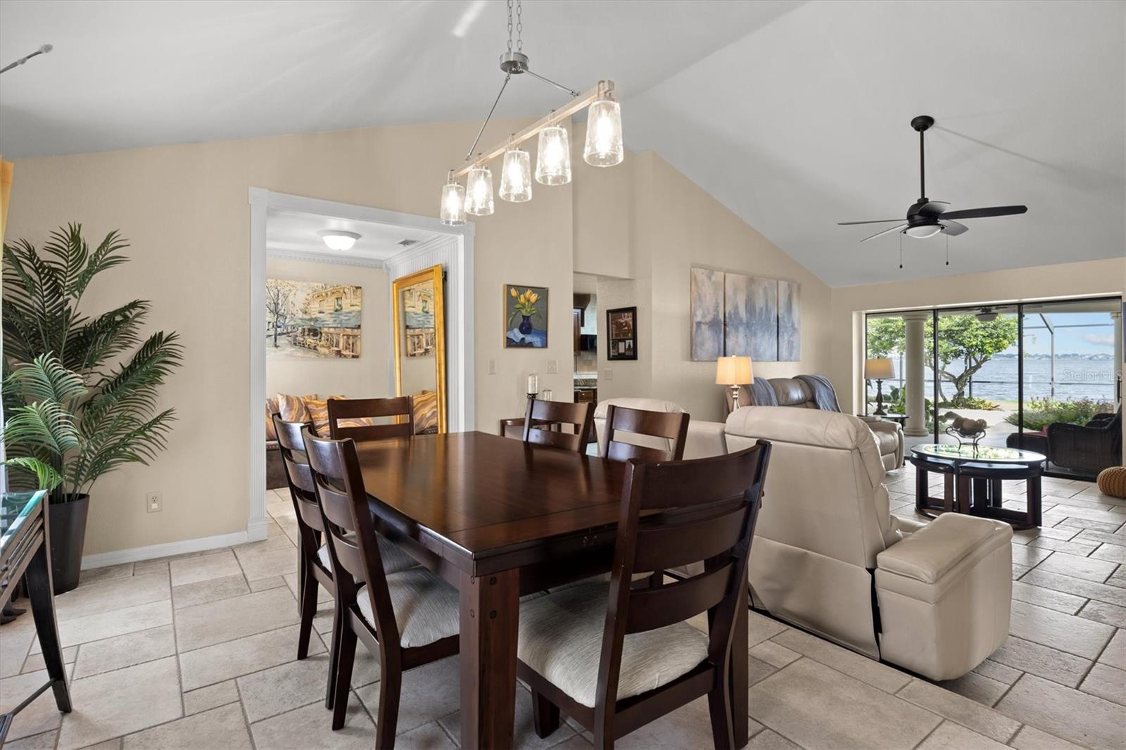926 VAN DRIVE