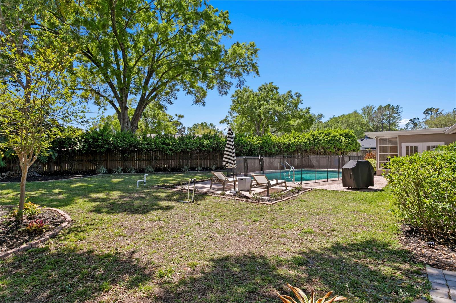 BRENTWOOD SUB - Residential