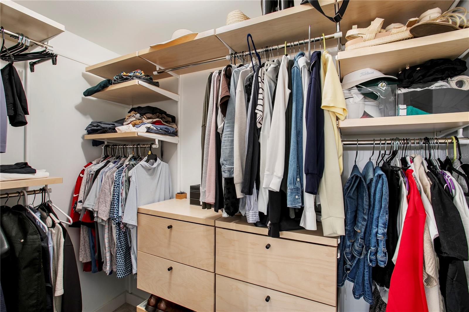 BRENTWOOD SUB - Residential