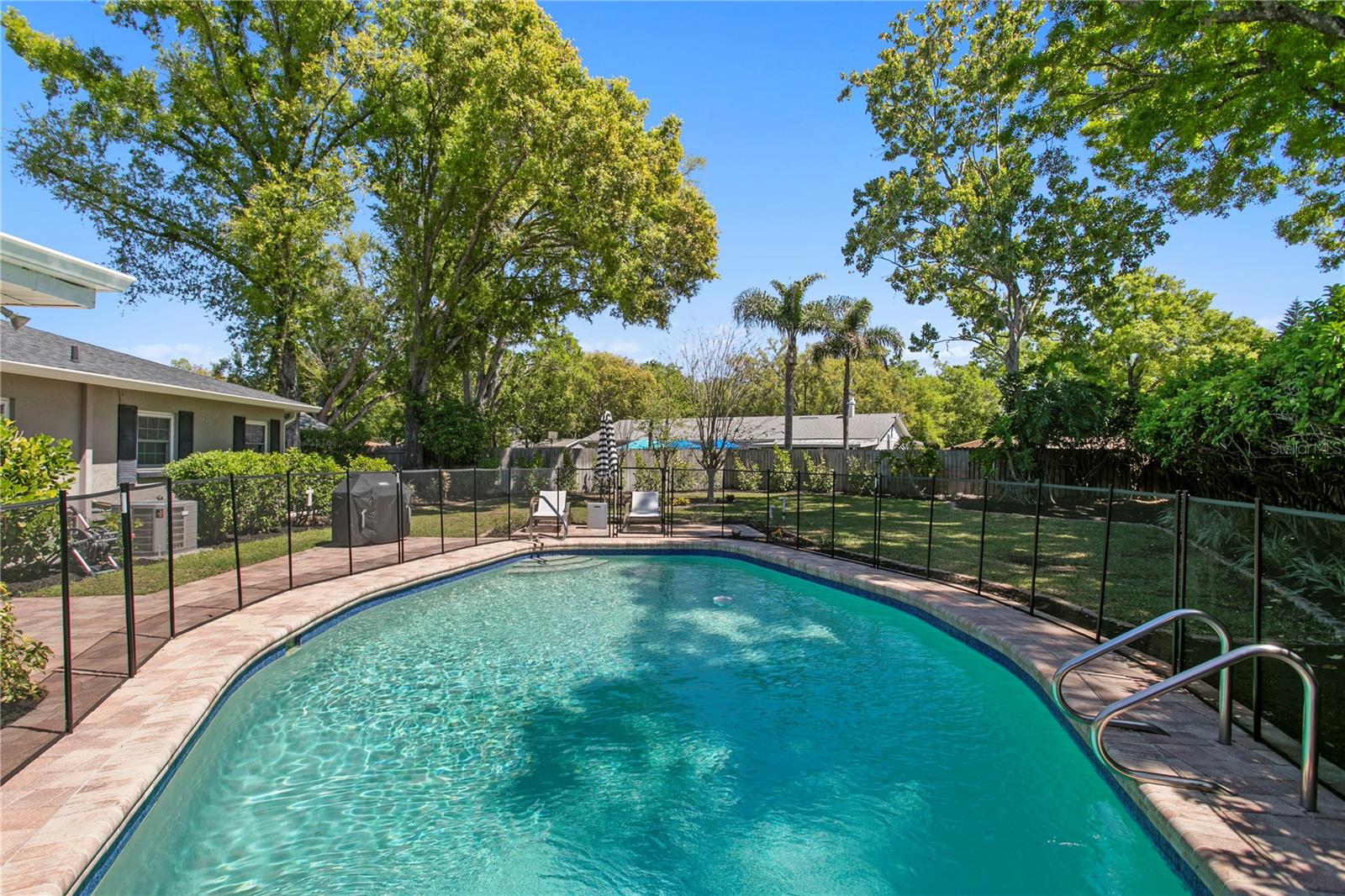 BRENTWOOD SUB - Residential