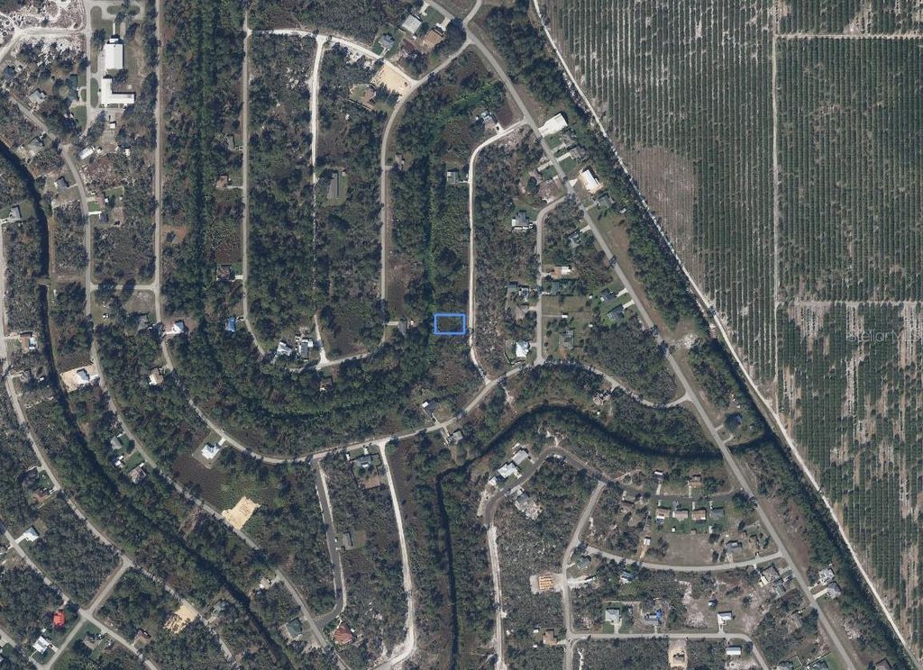 Photo of 527 Rockefeller Avenue, Lake Placid, FL 33852 (MLS # A4668883)