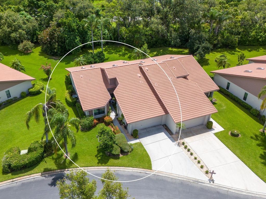 Photo of 4004 Wilshire Circle E #89, Sarasota, FL 34238 (MLS # A4659133)