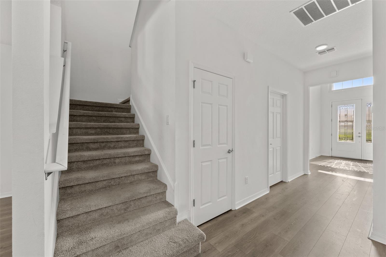 WHISPERING OAKS PRESERVE PH 1 - Residential Lease