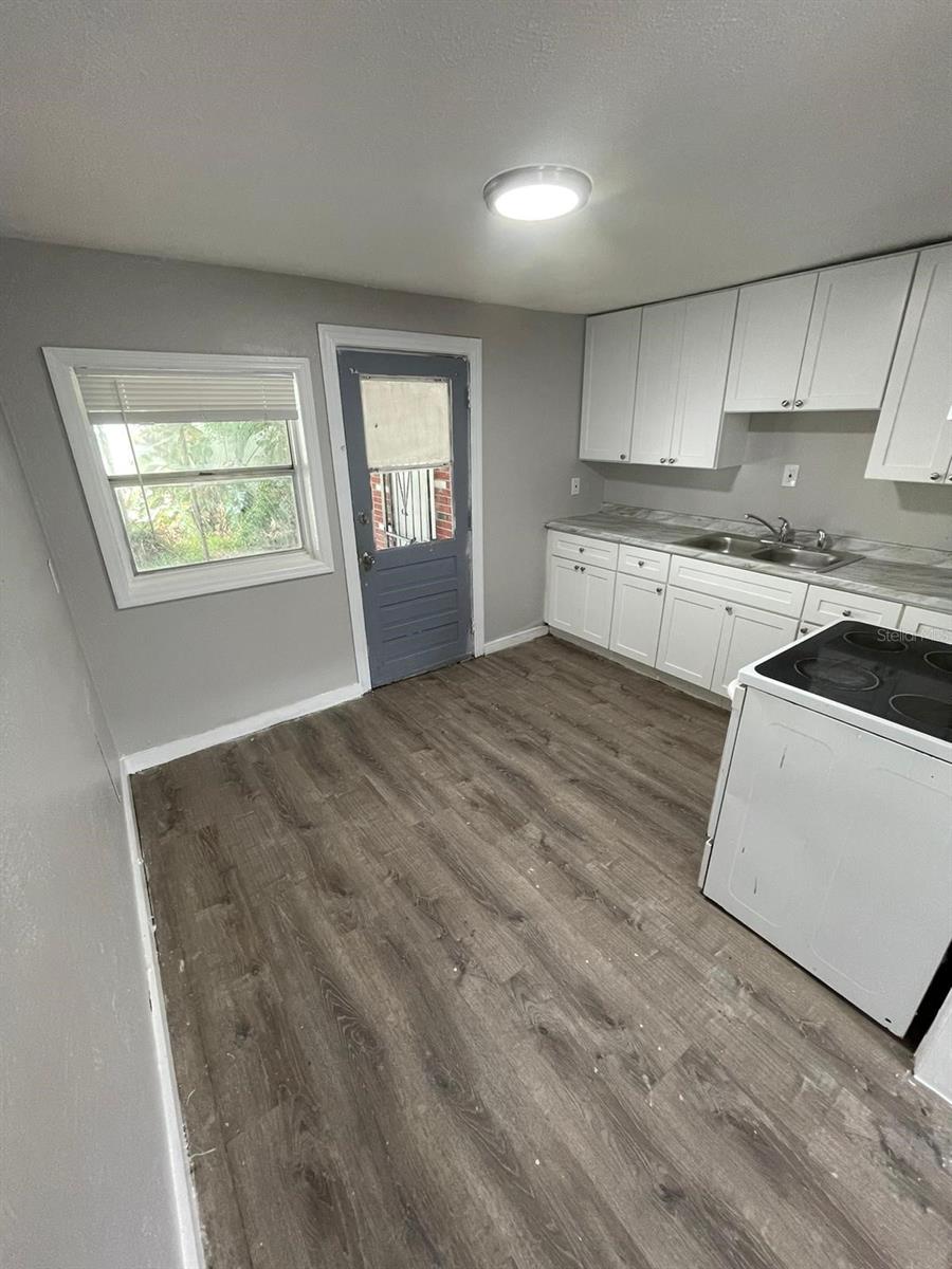 ENGLEWOOD - Residential