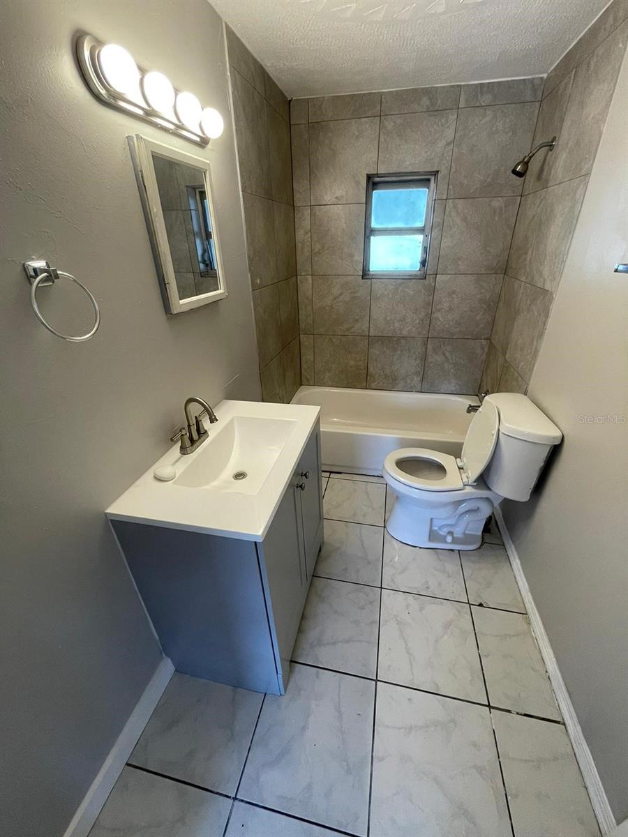 ENGLEWOOD - Residential