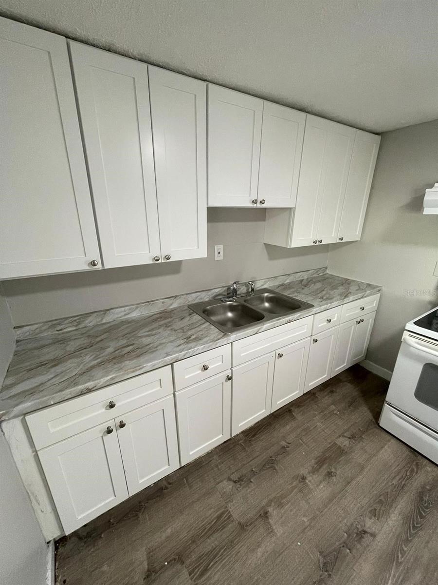 ENGLEWOOD - Residential