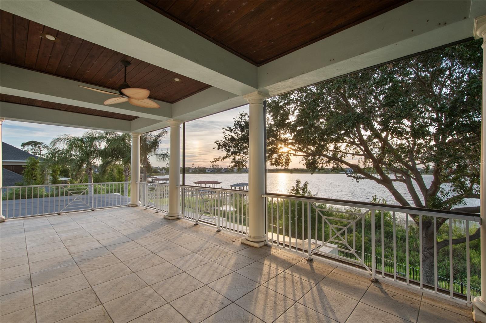 KEENES POINTE - Residential