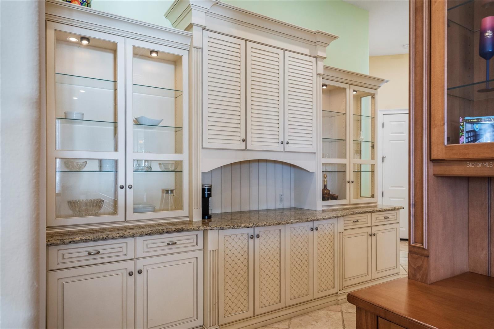 KEENES POINTE - Residential