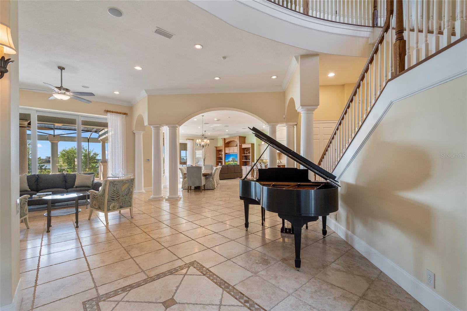 KEENES POINTE - Residential
