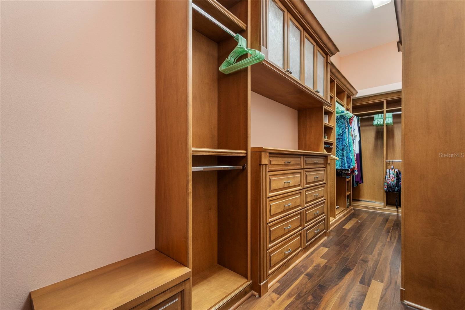 KEENES POINTE - Residential