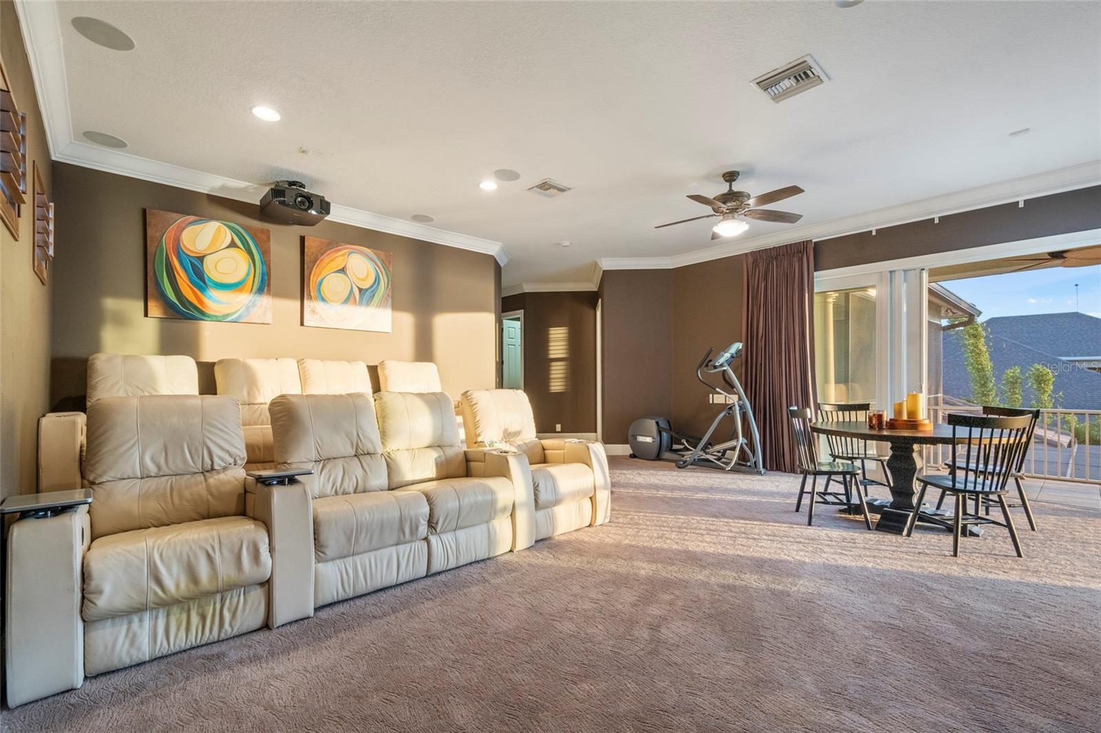 KEENES POINTE - Residential