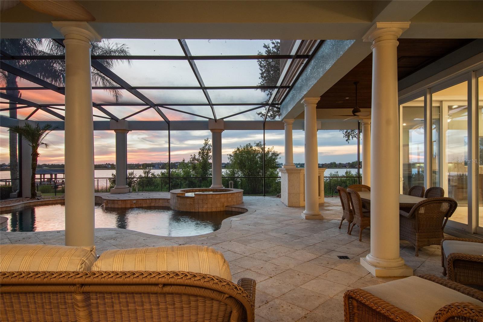 KEENES POINTE - Residential