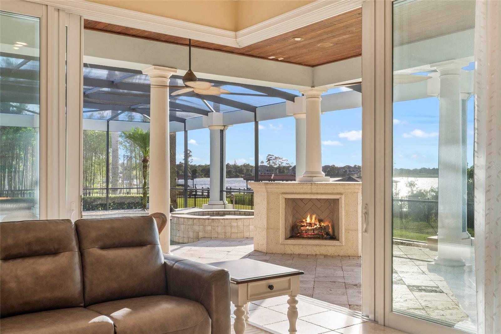 KEENES POINTE - Residential