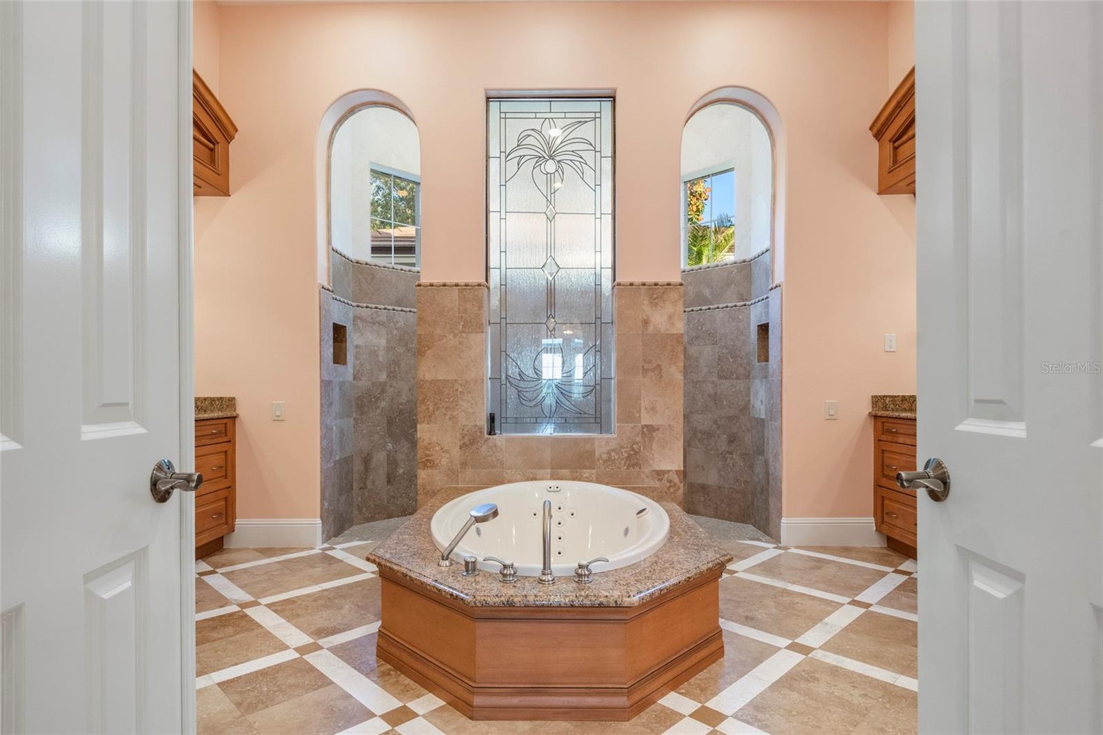 KEENES POINTE - Residential