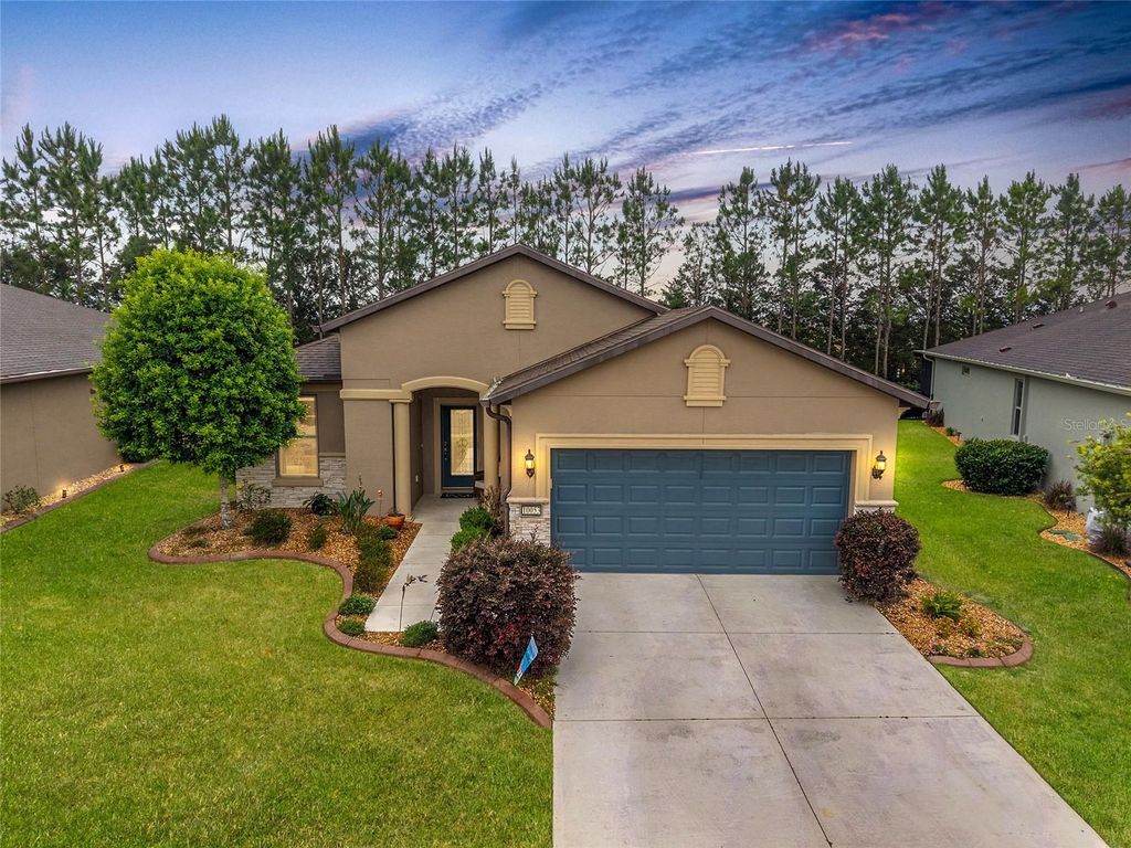 Photo of 10053 SW 77th Loop, Ocala, FL 34481 (MLS # OM724543)