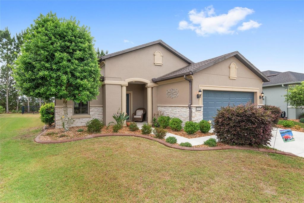 Photo of 10053 SW 77th Loop, Ocala, FL 34481 (MLS # OM724543)